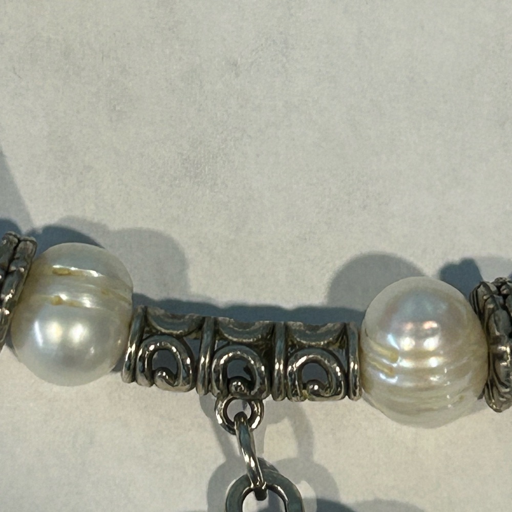Brighton Pearl Spacer Silver Tone Stretch Heart Toggle Bracelet - Picture 6 of 7